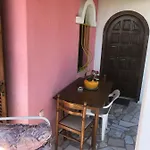 Great First Floor With View דירה