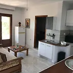 Great First Floor With View דירה Nea Kallikrateia